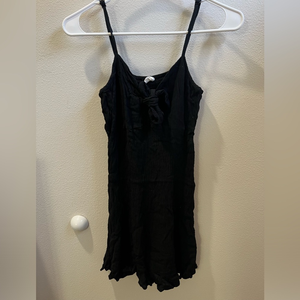 Cotton on black Summer dress with tie front and‎ ruffled bottom size xs
